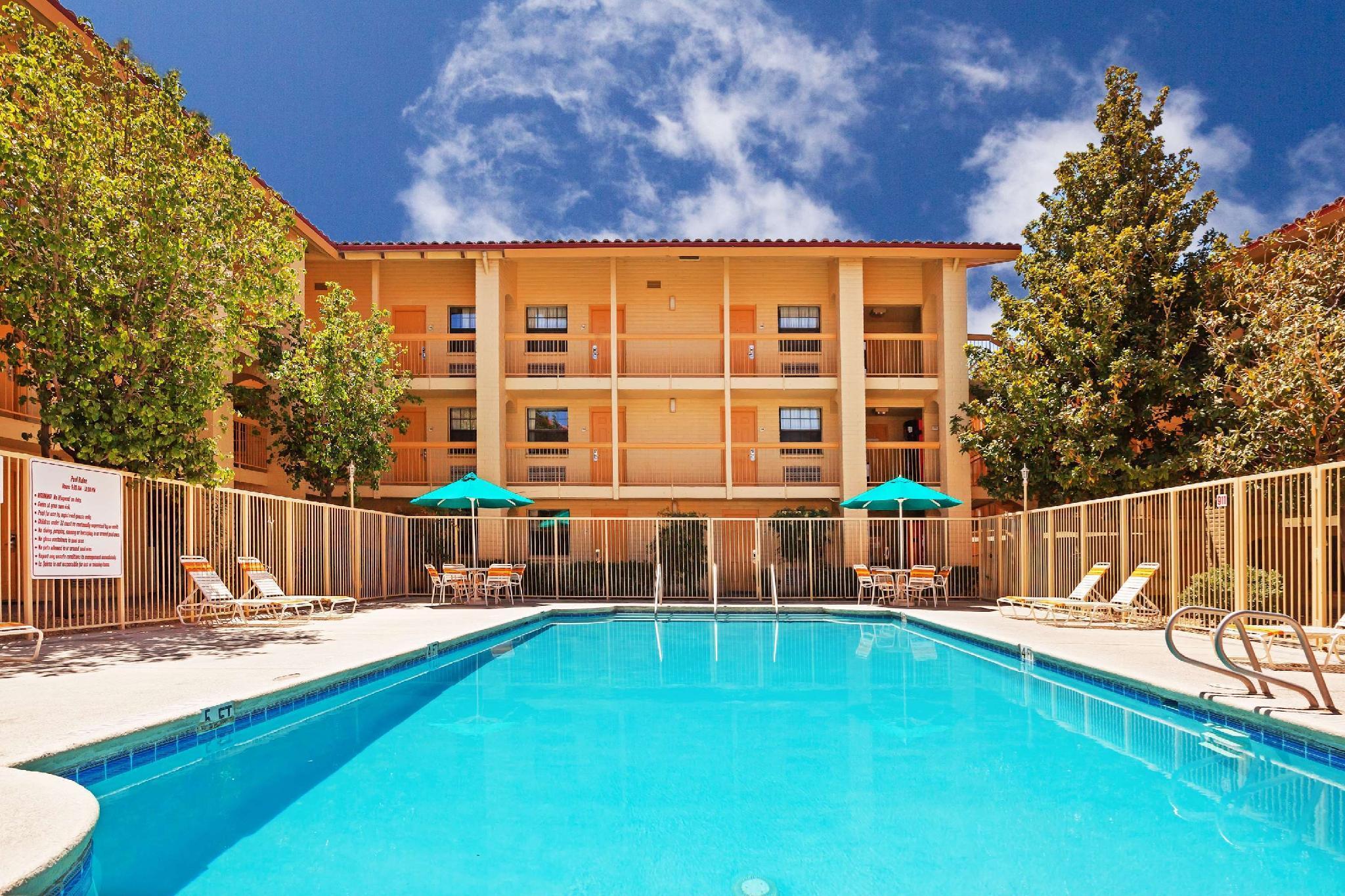 La Quinta Inn By Wyndham El Paso West Екстер'єр фото